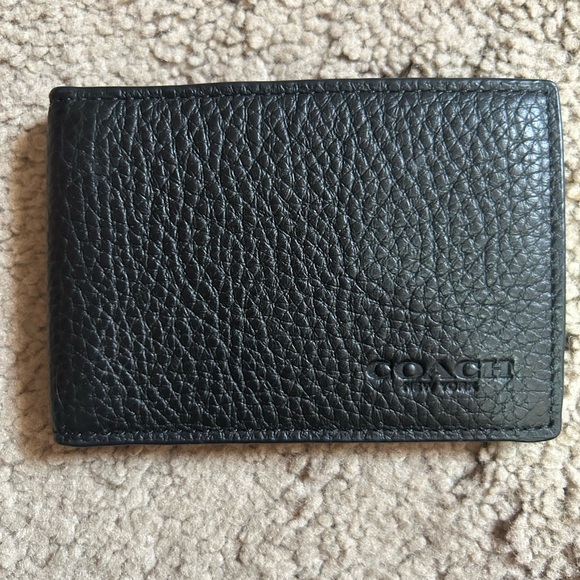 Coach Pebbled Black Leather Card Holder - Picture 1 of 3